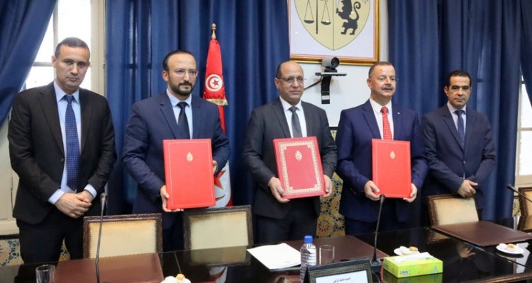  بعد إمضاء الاتفاقية الإطارية للتبادل اللامادي للبيانات والمعطيات ..  هل تنجح الإستراتيجية الوطنية لتطوير المنظومة المعلوماتية لقطاع الصحة؟